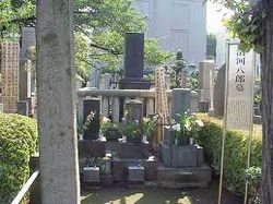 清川八郎墓